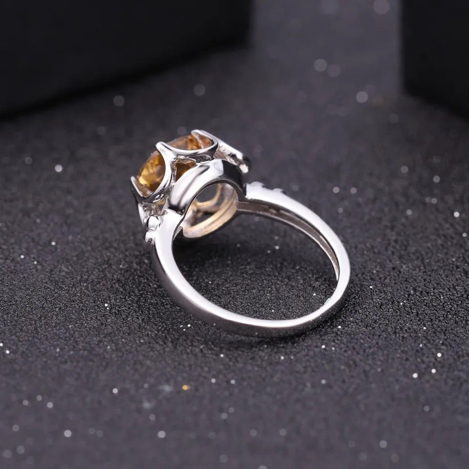 Silver Ring with Natural Citrine 2.66 ct – Round Cut