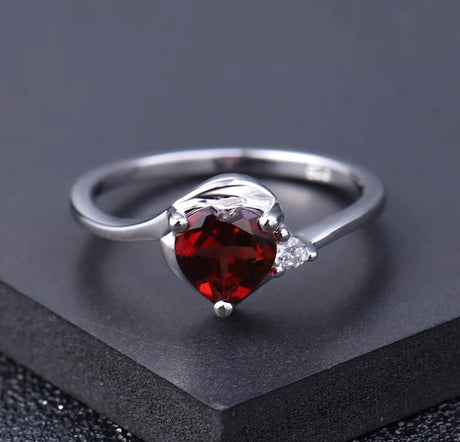 Silver Ring with Natural Garnet 0.78 ct – Heart Cut