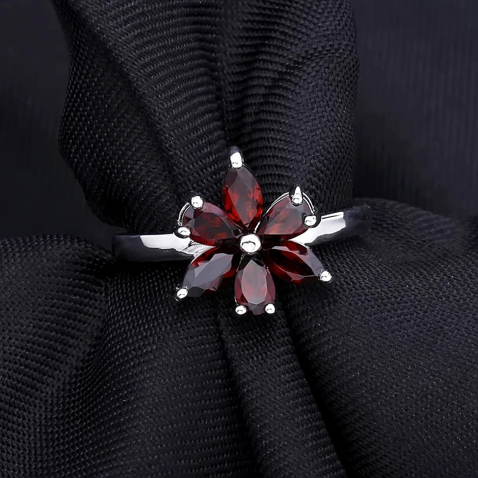 Silver Ring with Natural Garnet 1.86 ct – Marquise & Water Drop Cut
