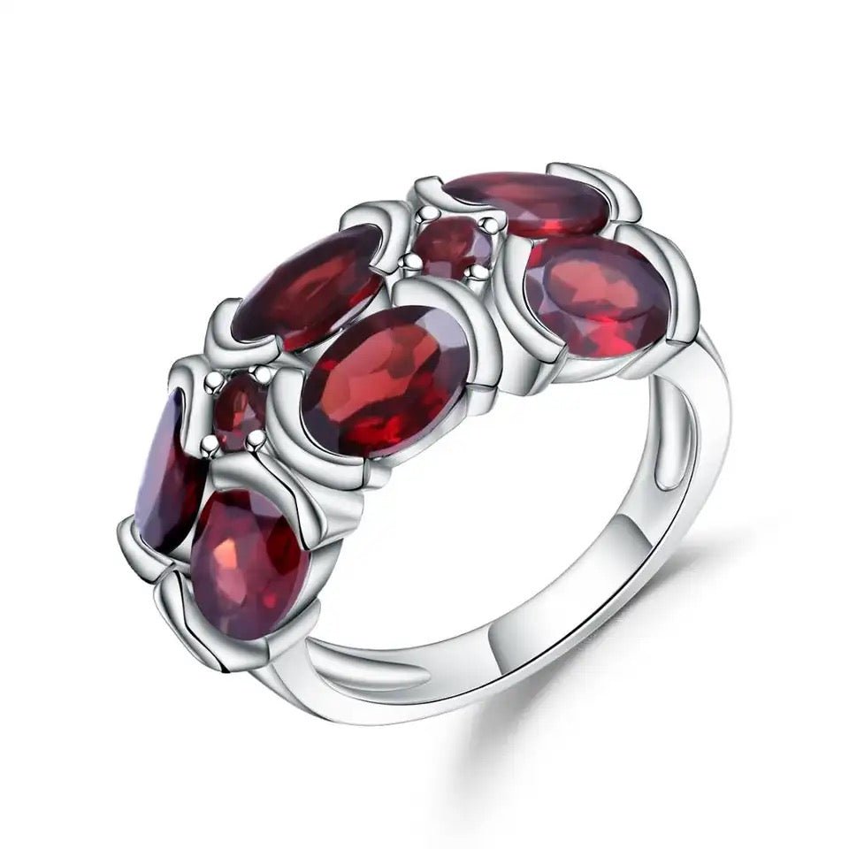 Silver Ring with Natural Garnet 6.13 ct – Oval Cut