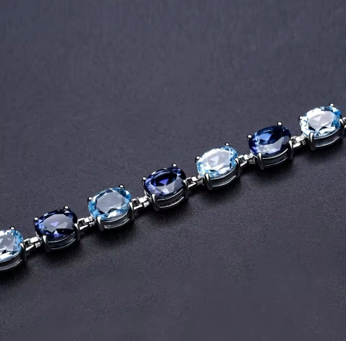 Silver Sky Blue Topaz 12.64 ct + Mystic Quartz 10.32 ct Bracelet