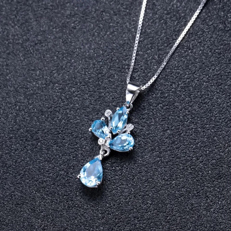 Silver Topaz Pendant – 3.34 ct Natural Blue Topaz