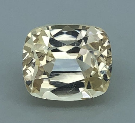 Spodumene 13.74 ct – Light Yellow, Cushion Cut, HGTL Certified
