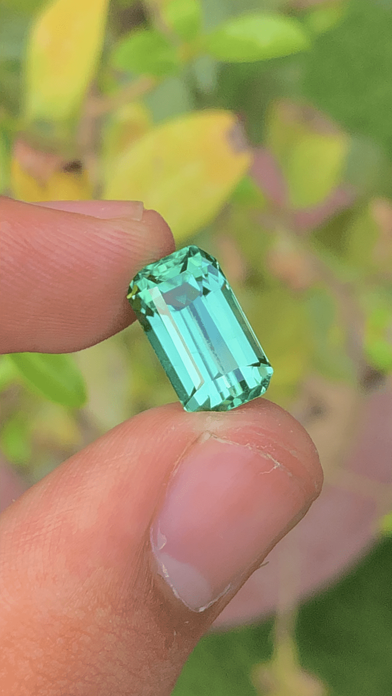 Spodumene 6.05 ct – Greenish Blue, Emerald Cut, Untreated