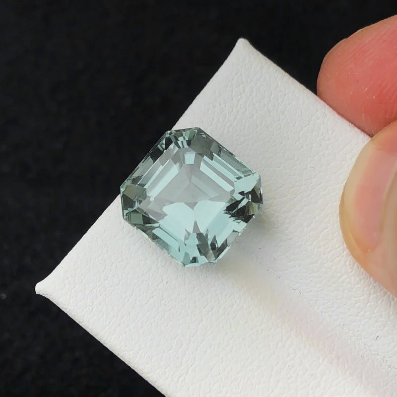 Spodumene 9.90 ct – Light Green, Octagonal Cut