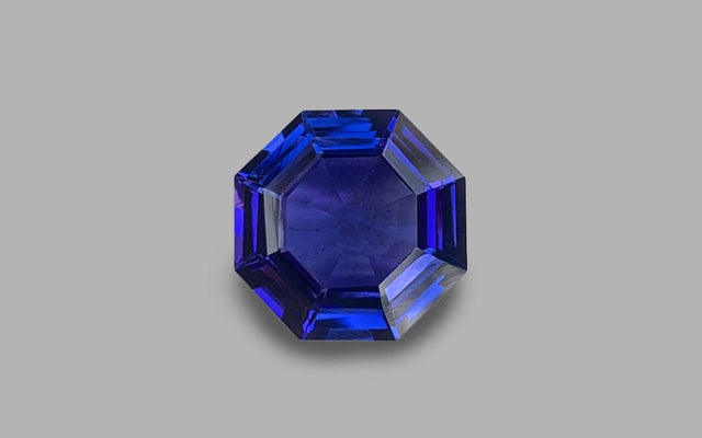 Tanzanite - 10.74 ct