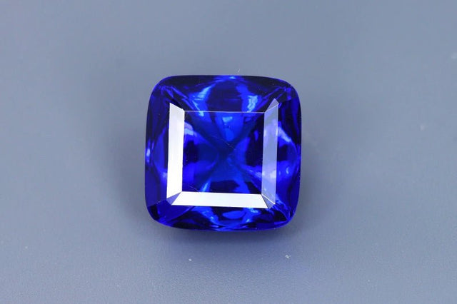 Tanzanite - 18.53 ct