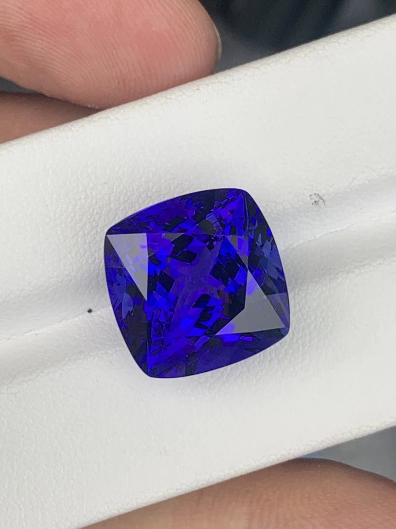 Tanzanite - 20.20 ct