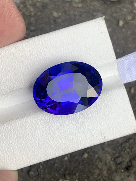 Tanzanite - 22.16 ct