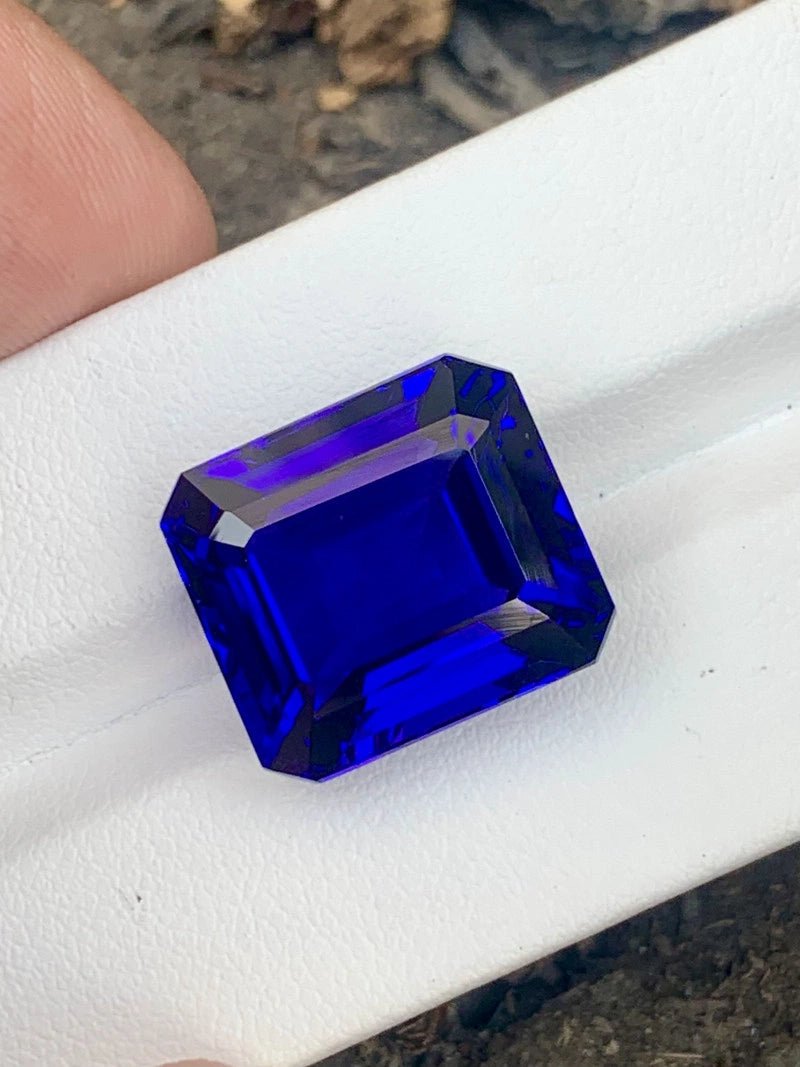 Tanzanite - 23.87 ct