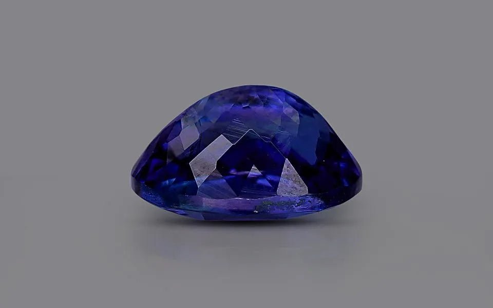 Tanzanite - 3.77 ct