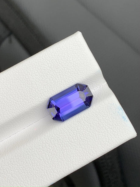 Tanzanite - 4.85 ct