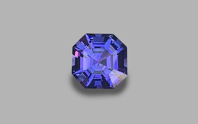 Tanzanite - 5.41 ct