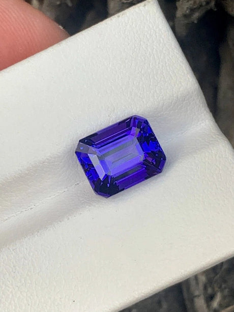 Tanzanite - 5.63 ct