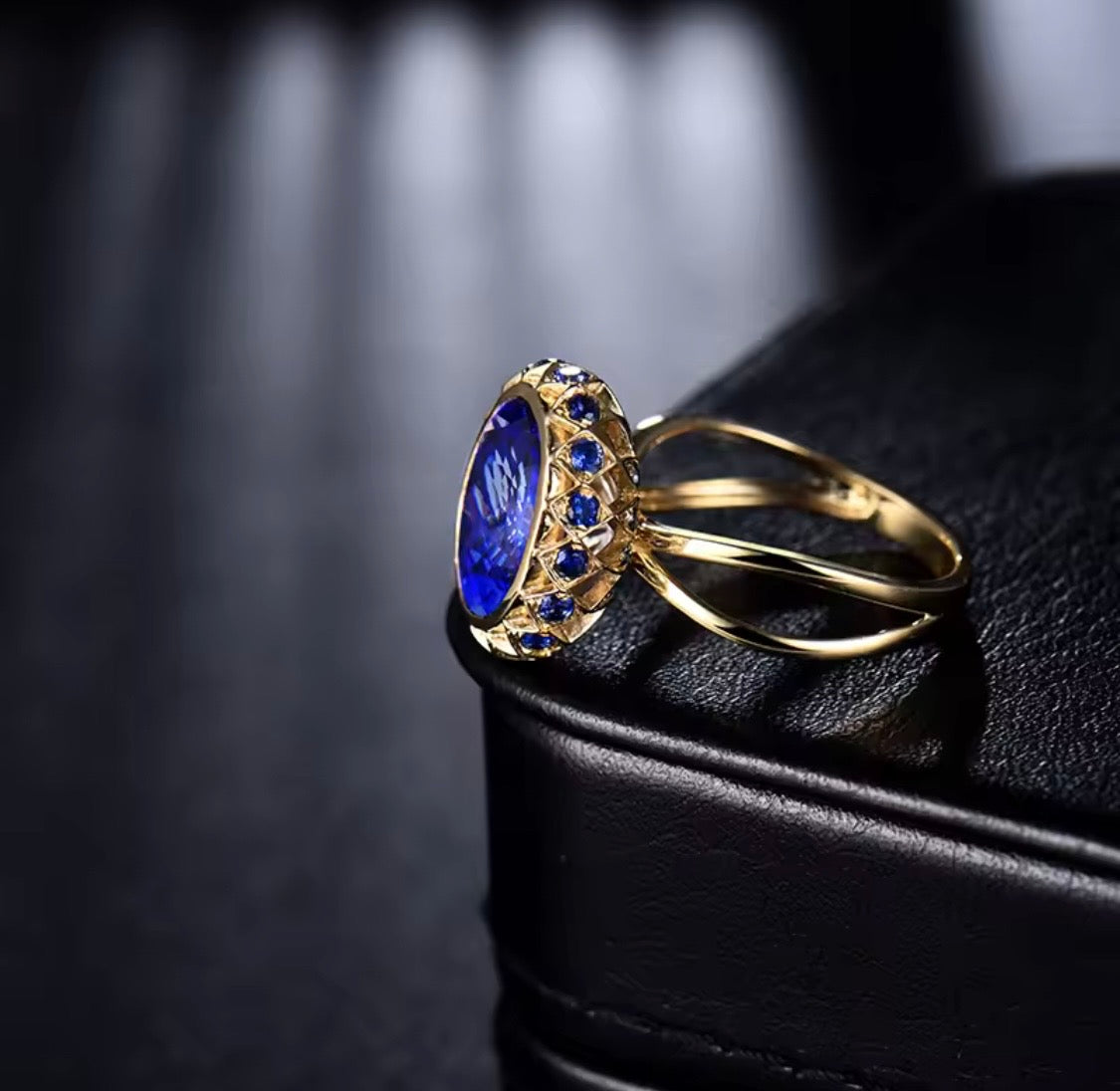 18K yellow gold tanzanite diamond halo ring oval cut royal floral design