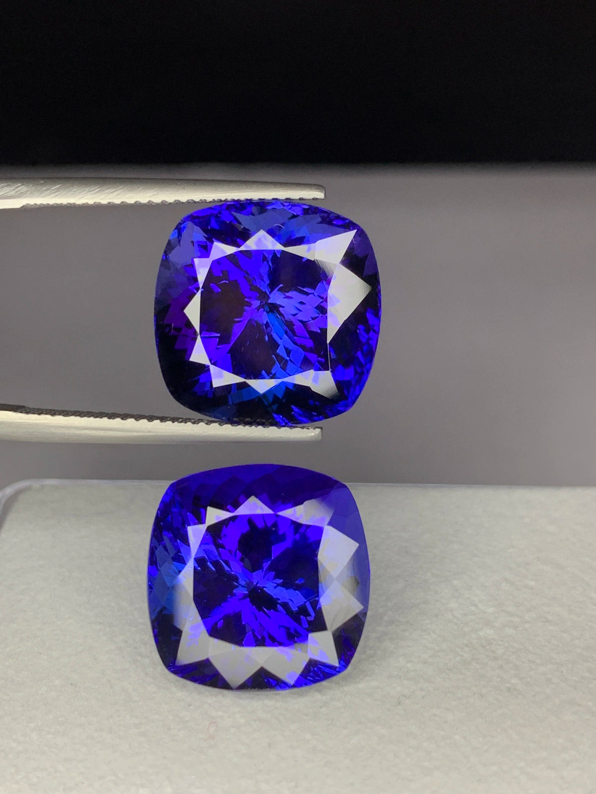 Tanzanite Pair - 35.67 ct
