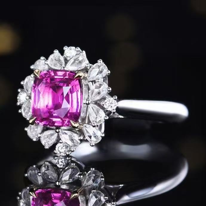 Unheated Purple Sapphire Ring 1.55 ct – 18K White Gold with Diamonds
