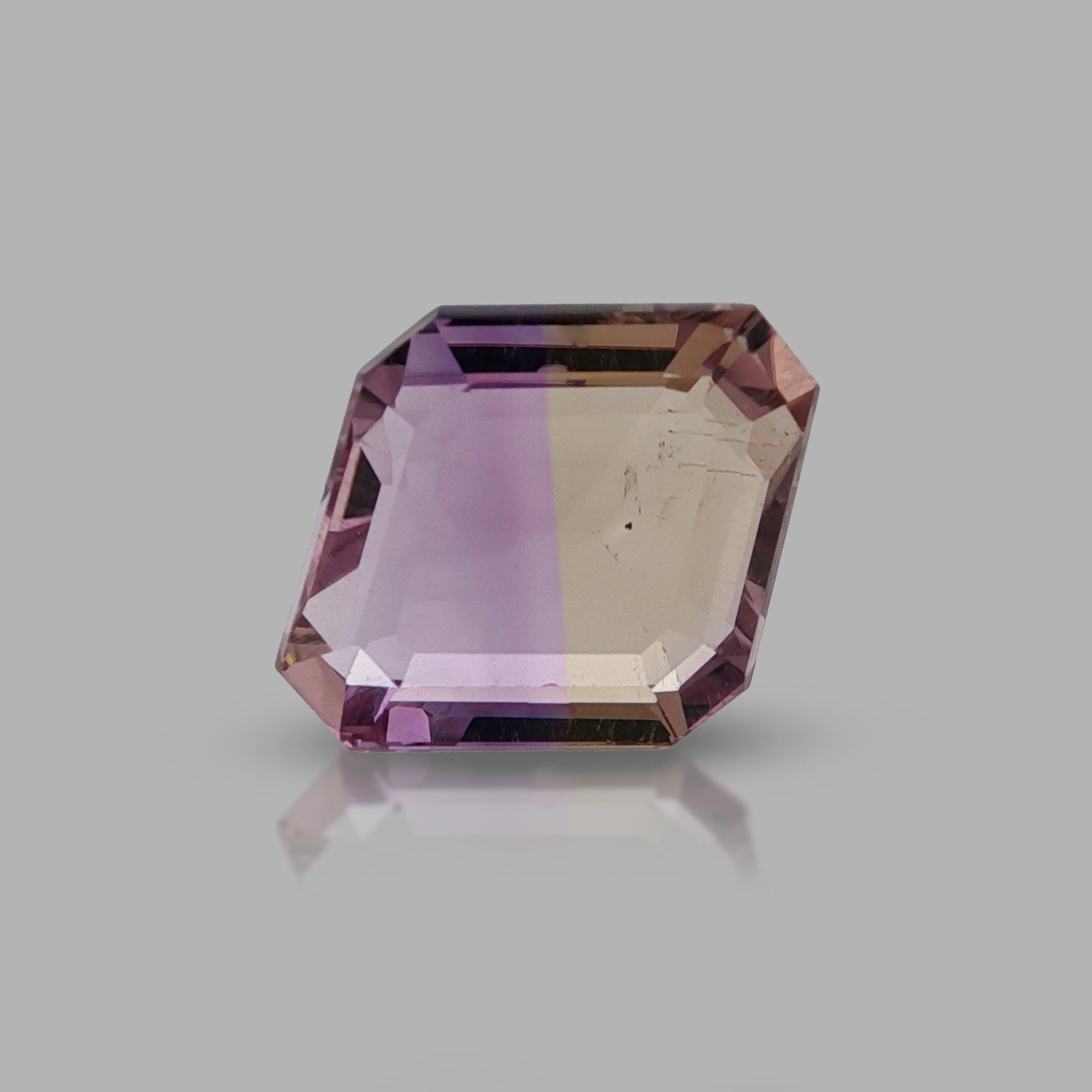 Natural ametrine, bi color, fancy cut, 10.67 ct, loose gemstone.