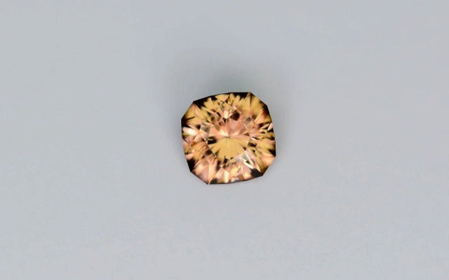 Zircon 1.14 ct – Light Champagne, Cushion Cut