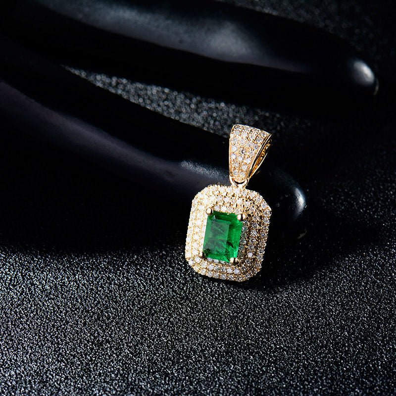 14 Kt Yellow Gold Diamond & 0.96 ct Emerald Pendant