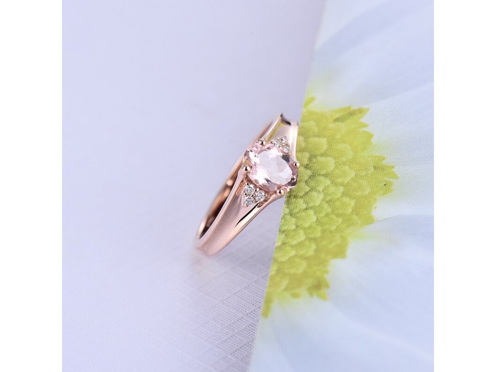 14K Rose Gold Ring with Diamond 0.62 ct Natural Morganite