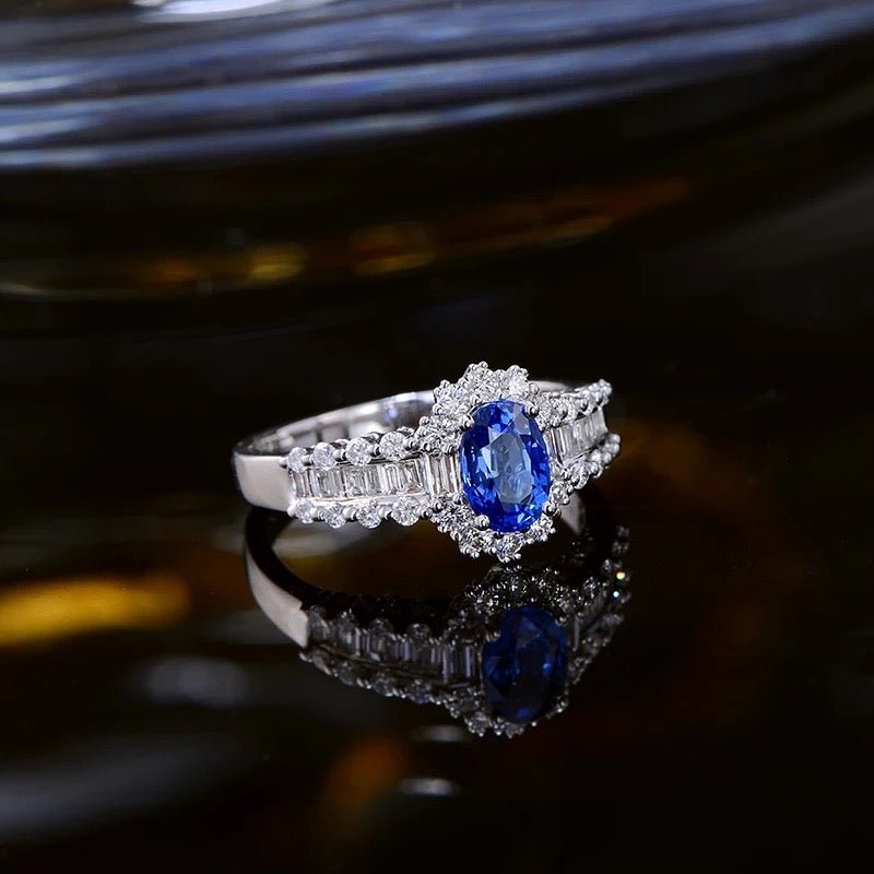 14K White Gold 1.10 ct Sapphire Ring with Natural Diamonds