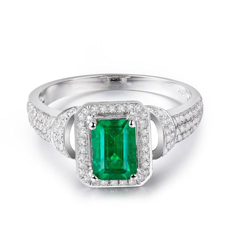 14Kt Gold Diamond 1.25 ct Emerald Ring
