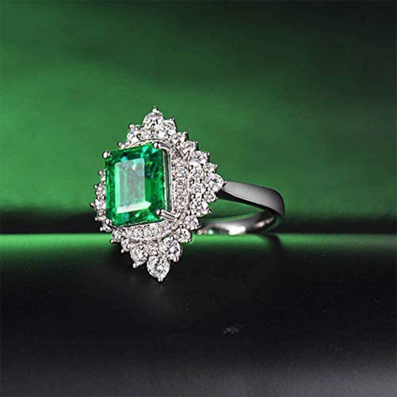 14Kt Gold Diamond 2.50 ct Emerald Ring