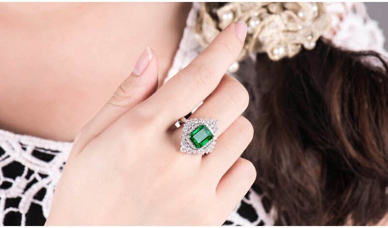 14Kt Gold Diamond 2.50 ct Emerald Ring