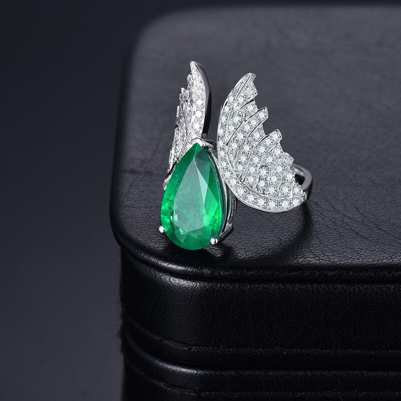 14Kt Gold Diamond 3.56 ct Emerald Ring