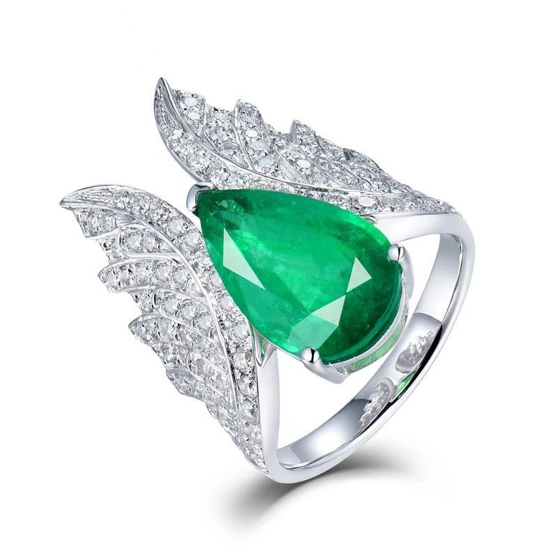 14Kt Gold Diamond 3.56 ct Emerald Ring