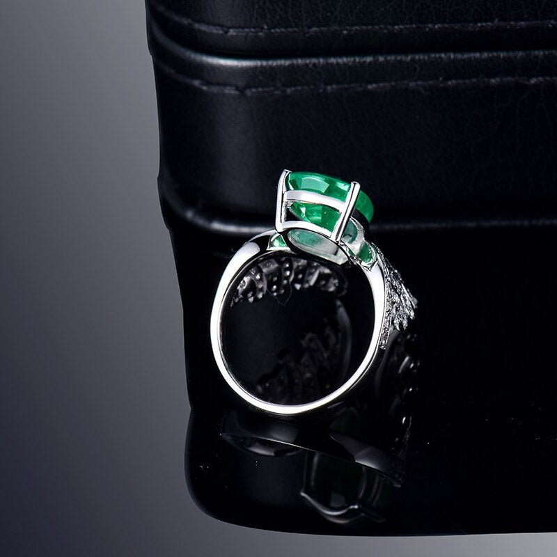 14Kt Gold Diamond 3.56 ct Emerald Ring