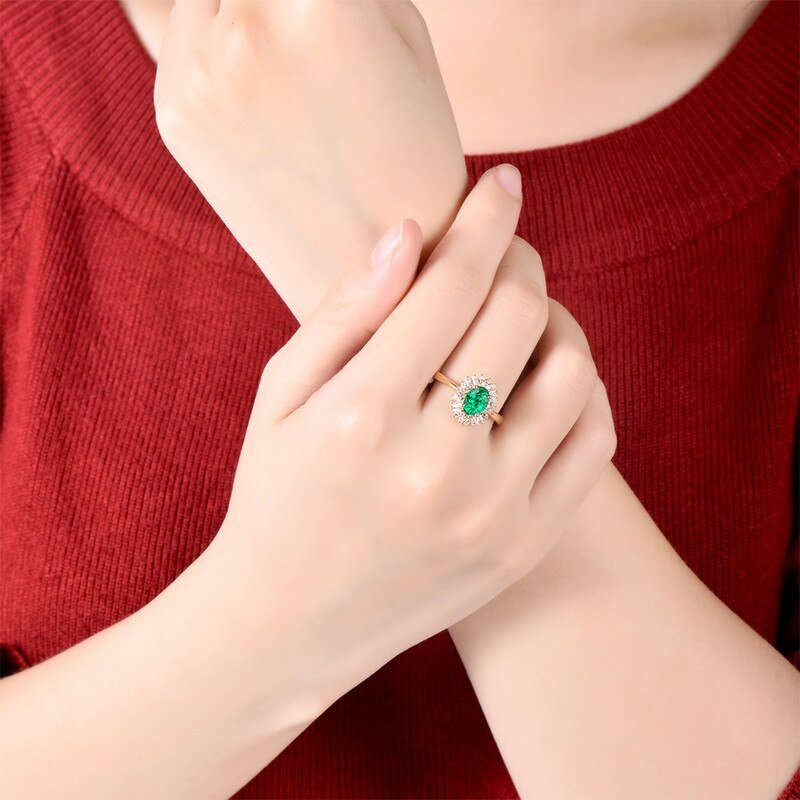 14Kt Gold Natural Diamond & 0.80 ct Emerald Ring