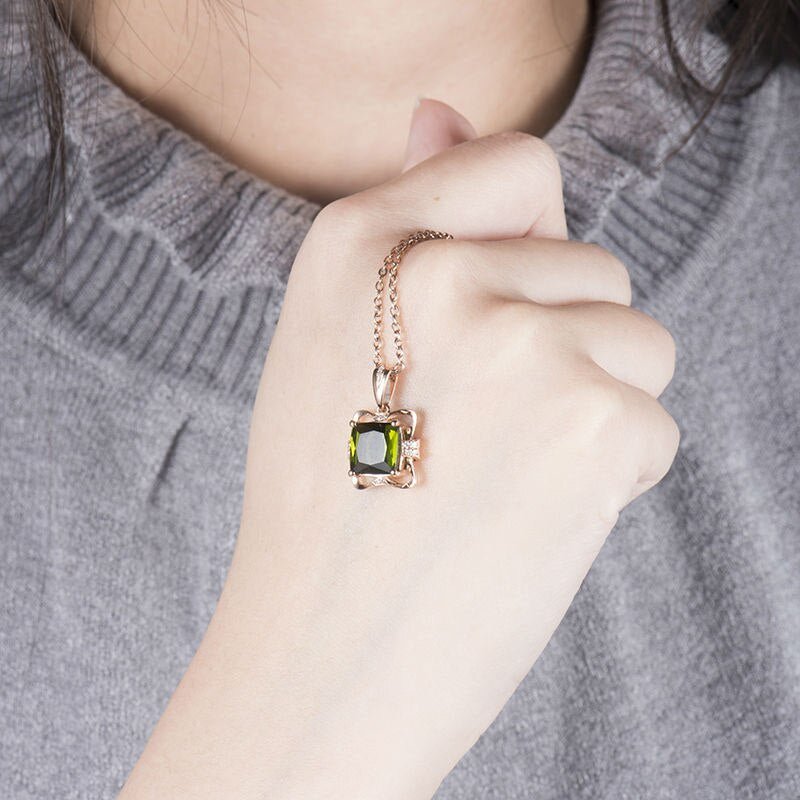 14Kt Rose Gold Natural Diamond 2.665 ct Green Tourmaline Pendant