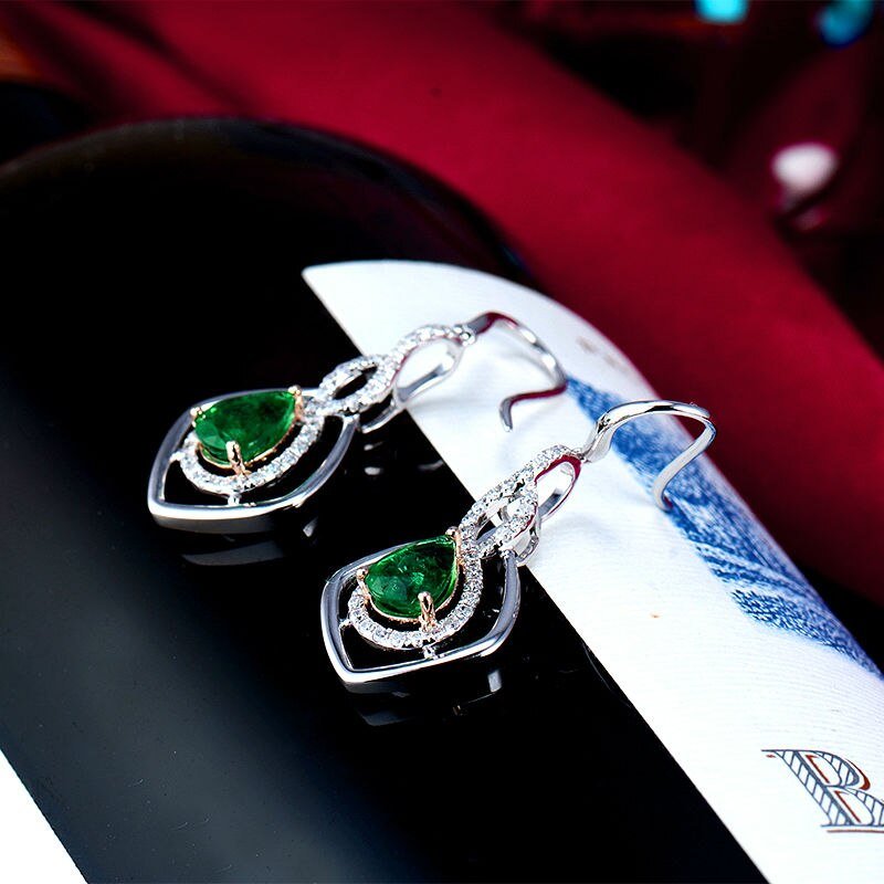 14Kt White Gold 2.31ct Emerald Earrings with Diamonds