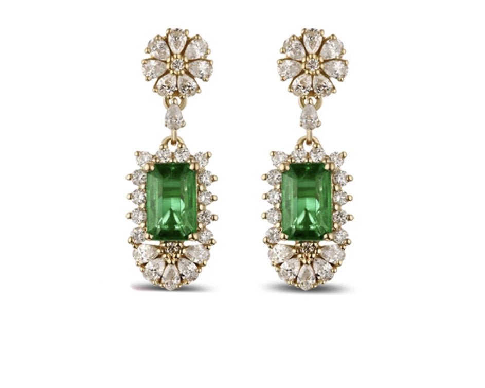 14Kt Yellow Gold 2.66ct Emerald Earrings with Diamonds