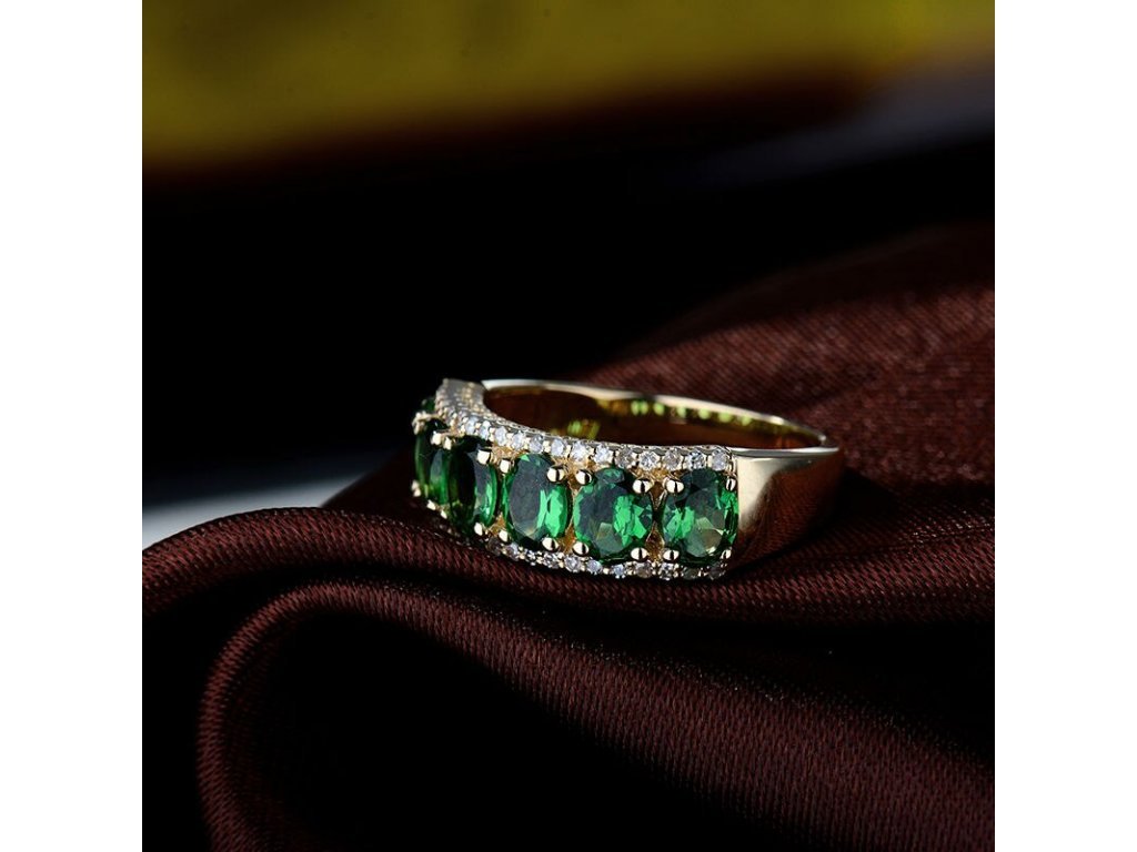 14kt Yellow Gold Diamonds 2.09ct Tsavorite Ring