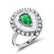 18Kt Gold Diamond 1.02 ct Emerald Ring
