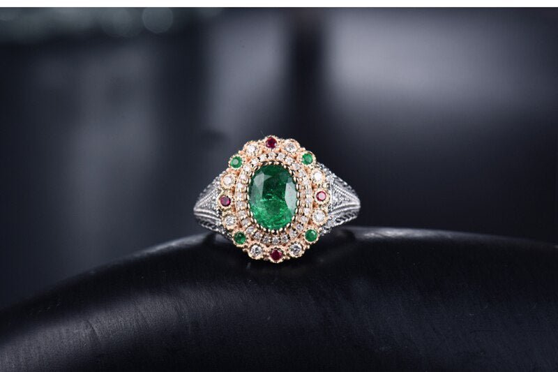 18Kt Gold Diamond 1.20 ct Emerald Ring