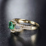 18Kt Gold Natural Diamond & 0.90 ct Emerald Ring