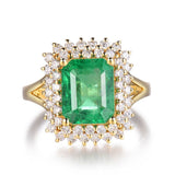 18Kt Gold Natural Diamond & 2.50 ct Emerald Ring