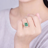 18Kt Gold Natural Diamond & 2.50 ct Emerald Ring