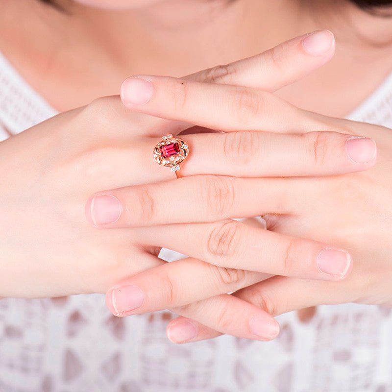18kt Rose Gold & 0.57 ct Tourmaline Ring