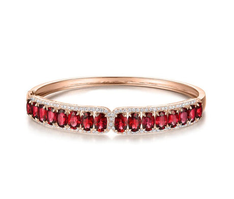 18Kt Rose Gold 8.00 ct Ruby Bracelet with Diamond