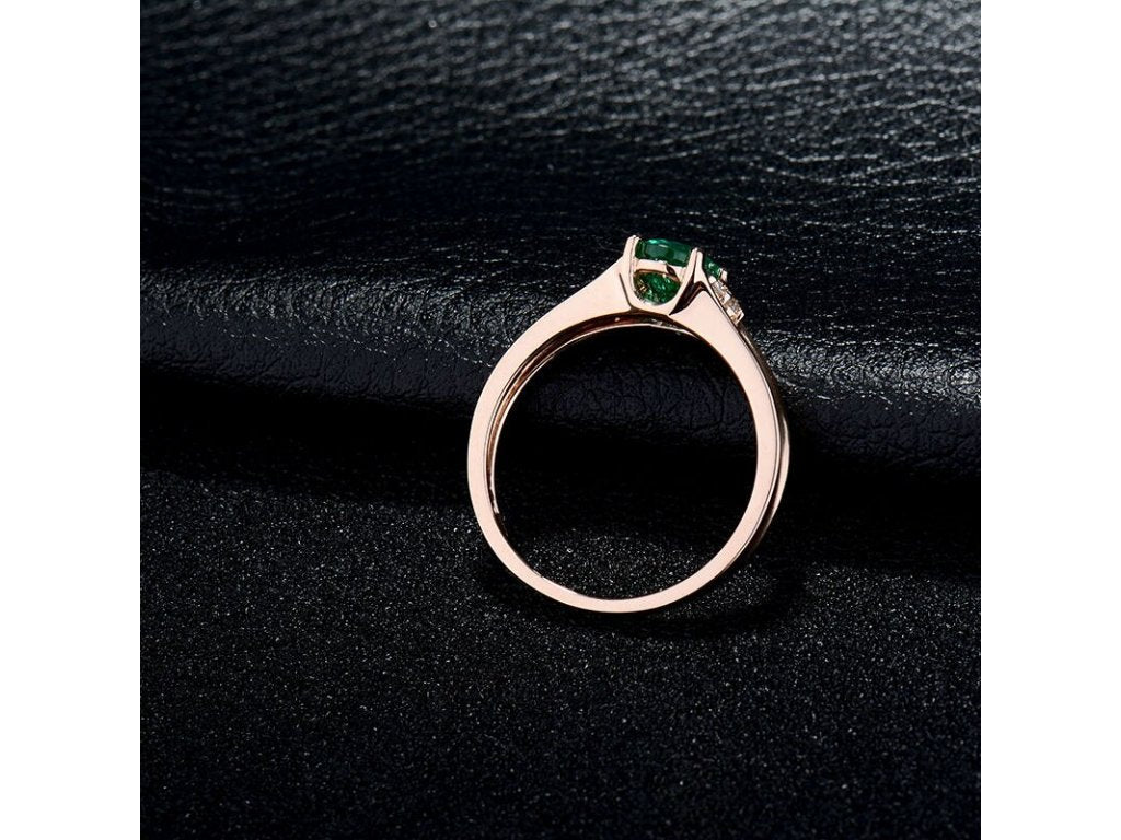 18Kt Rose Gold Diamond 0.55ct Emerald Ring