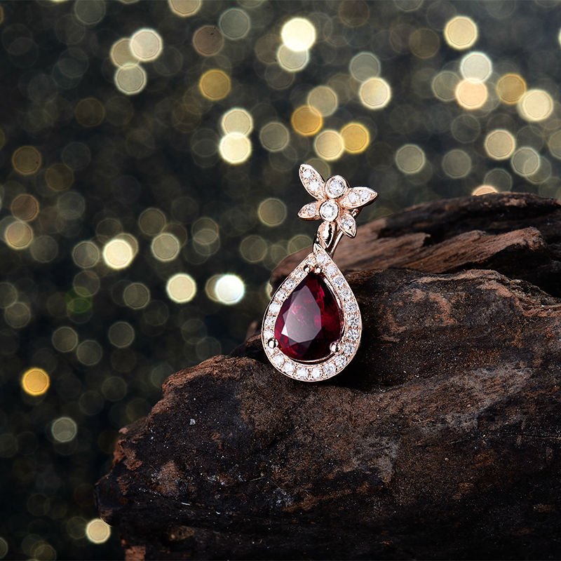 18Kt Rose Gold Diamond 0.90 ct Pink Tourmaline Gemstone Pendant