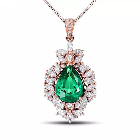 18Kt Rose Gold Diamond 1.80 ct Emerald Pendant