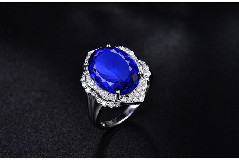 18Kt White Gold 8.45ct Tanzanite Ring with Diamonds