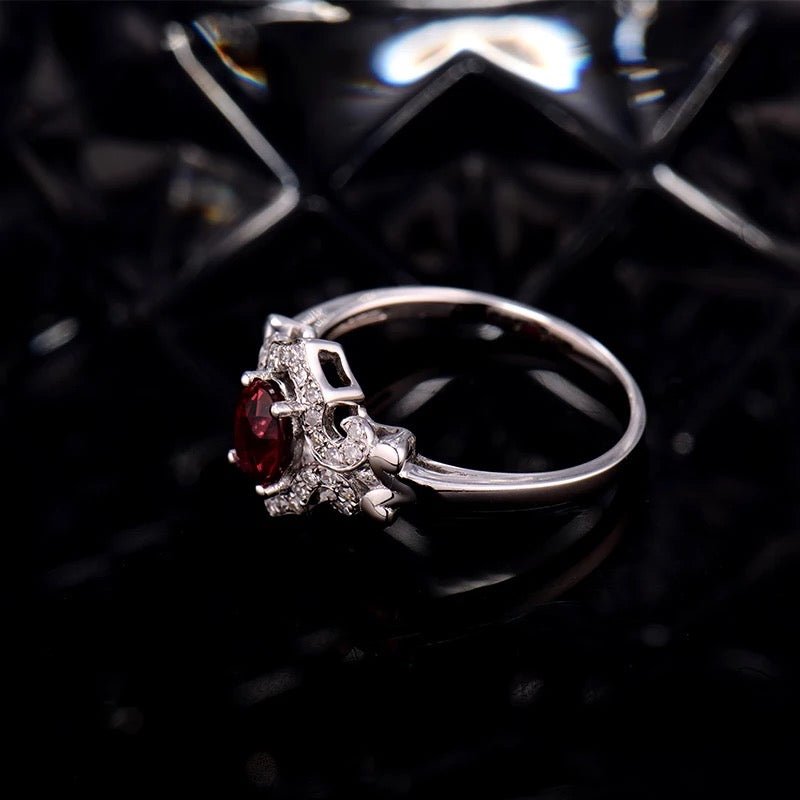 18Kt White Gold Diamond 0.80 ct Ruby Ring