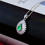 18Kt White Gold Diamond 1.06 ct Emerald Pendant